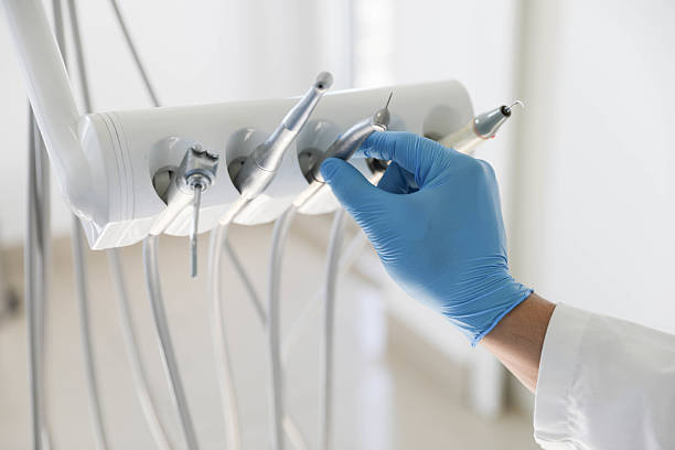 Professional Emergency Dentist technician working in Horicon, WI